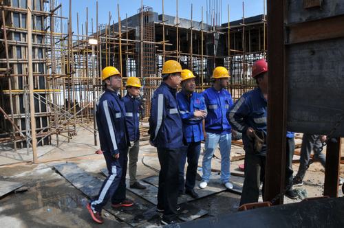 洗選煤運營公司安一項目部順利完成皮帶的安裝及運轉(zhuǎn)