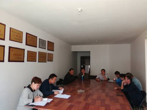 銅煤公司第四項(xiàng)目部對(duì)關(guān)鍵崗位開(kāi)展節(jié)前提醒談話