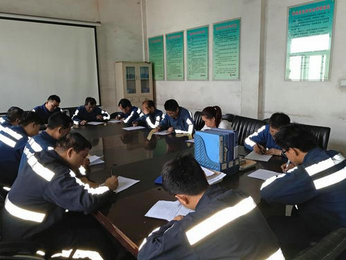 洗選煤運(yùn)營(yíng)公司洗煤廠黨支部：用心學(xué) 切實(shí)做 讓“兩學(xué)一做”見(jiàn)成效