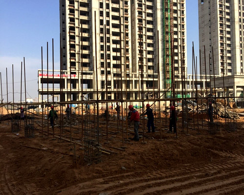 大秦置業(yè)公司全力以赴力保神南華府二期如期完工