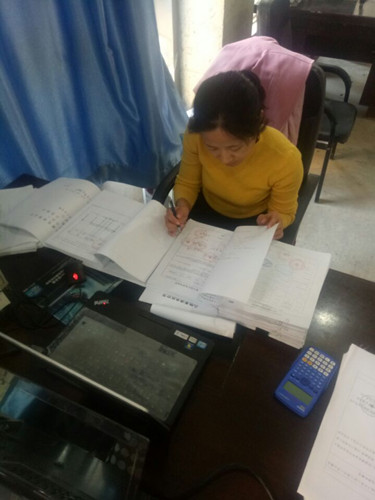 天工公司土建十一部羊頭鎮(zhèn)安置小區(qū)工程決算、資料整編進(jìn)入倒計(jì)時(shí)