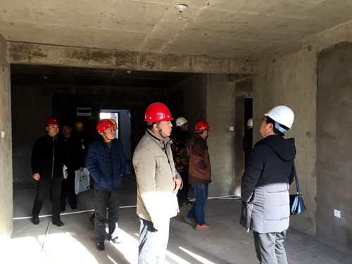 天工公司土建四部神木新村神南華府27、28#樓順利通過(guò)竣工驗(yàn)收