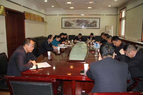 銅煤公司以學(xué)習(xí)建設(shè)集團(tuán)《2018版制度匯編》掀開新年政治理論學(xué)習(xí)第一篇