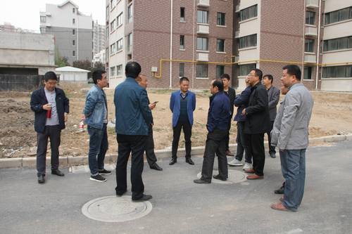 銅煤公司承建的銅煤2#小區(qū)水仙居5、6、7、8#樓順利通過竣工驗(yàn)收