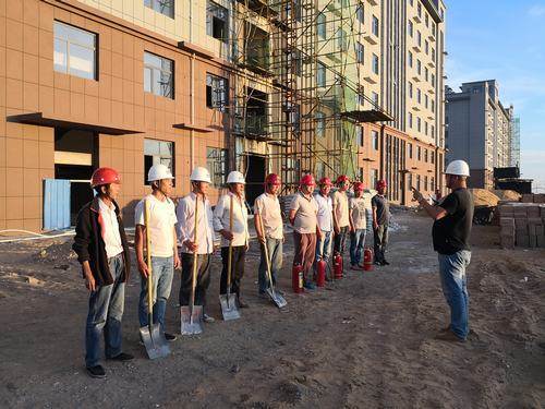 陜煤建設(shè)澄合分公司基層單位扎實(shí)開(kāi)展應(yīng)急演練助力“安全生產(chǎn)月”活動(dòng)