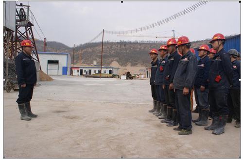 礦建二公司強化責(zé)任落實 持續(xù)開展安全攻堅行動