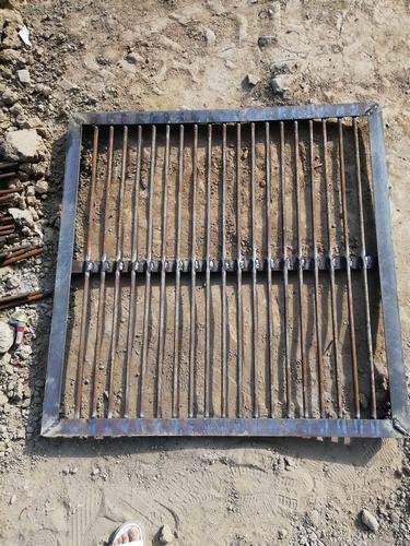 陜煤建設(shè)韓城分公司土建四項(xiàng)目部自制井蓋降成本