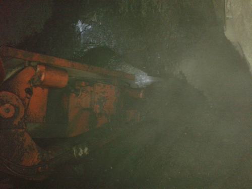 陜煤建設掘進公司：打造“鐵軍”不停歇 節(jié)日間喜迎巷道貫通