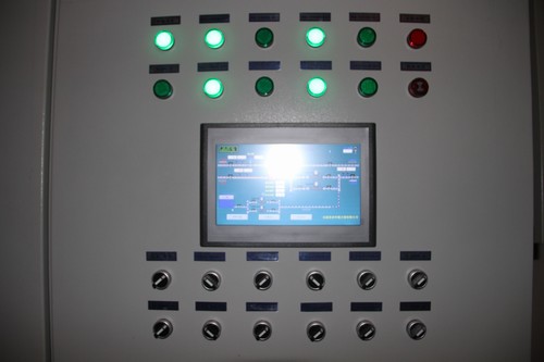 陜煤建設(shè)銅煤公司全力以赴實(shí)現(xiàn)銅煤1#、2#住宅小區(qū)正常供暖