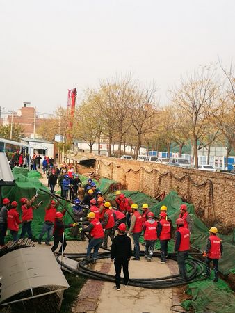 人心齊、泰山移，團(tuán)結(jié)就是力量