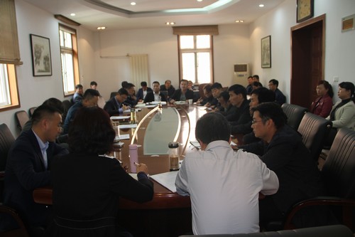 陜煤建設(shè)銅煤公司組織傳達“講政治、敢擔當、轉(zhuǎn)作風”專題教育暨集中開展違規(guī)收送禮金問題專項整治工作部署會議精神