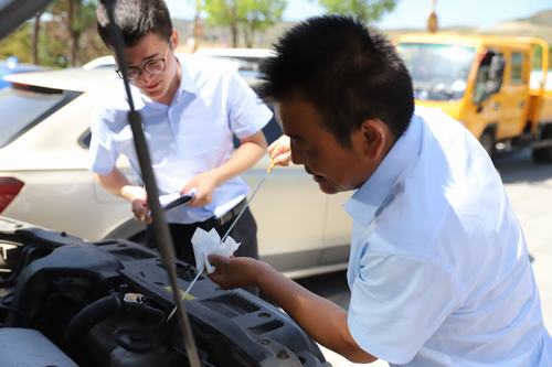 陜煤建設(shè)洗選煤運(yùn)營公司開展車輛專檢及駕駛?cè)藛T安全教育活動(dòng)