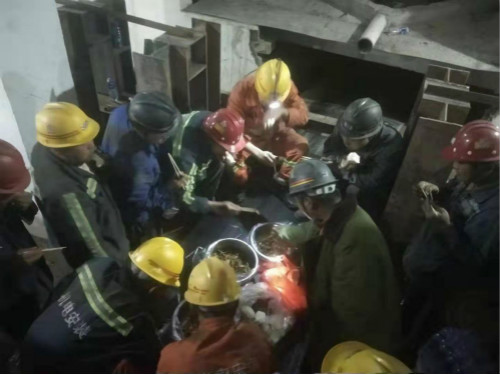 陜煤建設(shè)機(jī)電安裝公司加強(qiáng)組織和技術(shù)創(chuàng)新推動(dòng)冶坪礦皮帶安裝工程