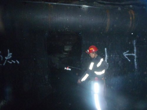 陜煤建設(shè)掘進公司：紅柳林項目部44202工作面切眼安全精準(zhǔn)貫通