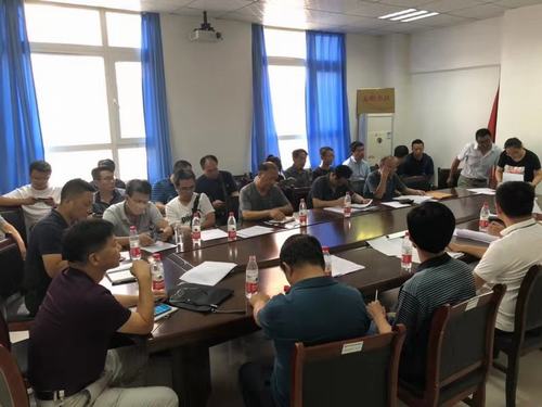 陜煤建設(shè)銅煤公司承建的荔枝苑小區(qū)28#、29#、30#、31#樓順利通過竣工驗收