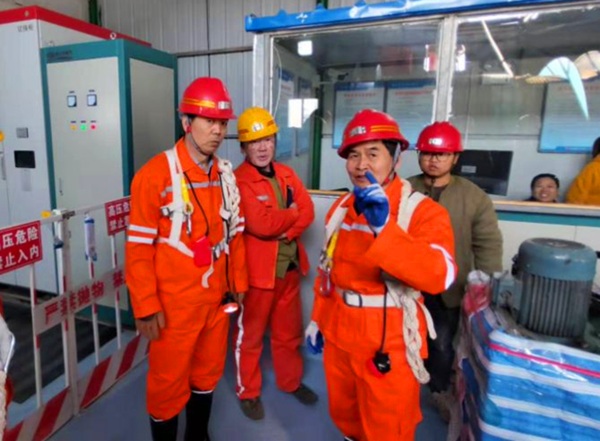 楊讓順深入陜煤建設(shè)礦建三公司崔木項目部檢查指導工作