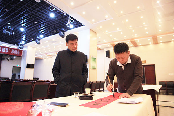 陜煤建設(shè)舉辦“迎春納?！鳖}春聯(lián)活動(dòng)