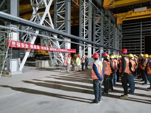 陜煤建設(shè)銅煤公司第十六項目部復(fù)工復(fù)產(chǎn)慰問暖人心