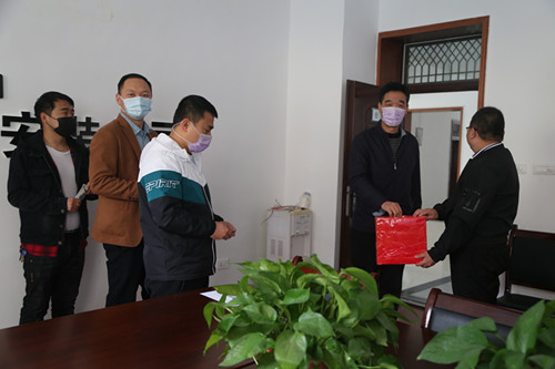 奉獻愛心 傳遞溫暖