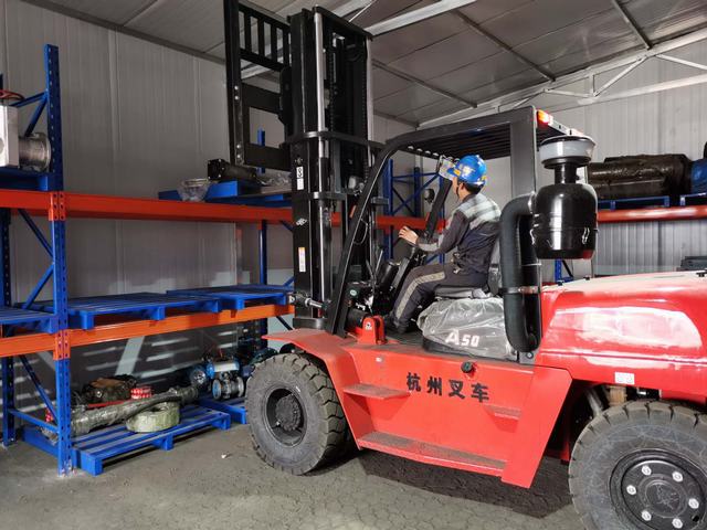 陜煤建設(shè)洗選煤運(yùn)營公司紅柳林洗煤廠項(xiàng)目部：庫房大升級(jí) 工作提效率