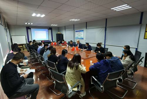 座談交流共提高，凝聚共識(shí)促發(fā)展