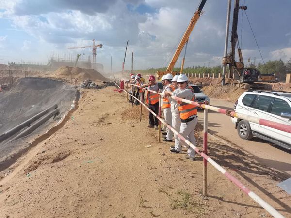 西北電力設計院有限公司黨委書記、董事長胡明深入陜煤建設天工公司施工現場慰問指導工作