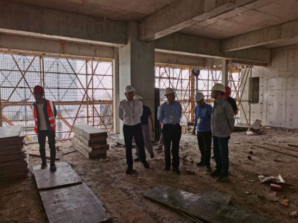 陜西煤業(yè)化工技術研究院副院長宗益濱一行深入陜煤研究院項目檢查指導工作