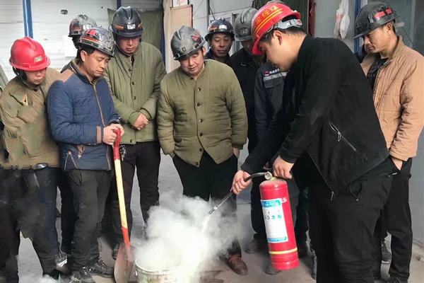 陜煤建設(shè)礦建二公司：消防日里宣傳忙共筑安全“防火墻”