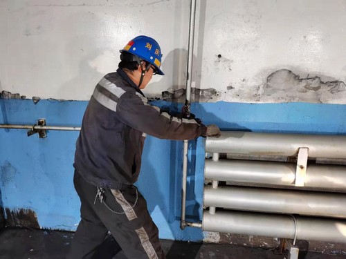 陜煤建設(shè)洗選煤運營公司紅柳林洗煤廠項目部: 防寒防凍，以“動”制“凍”