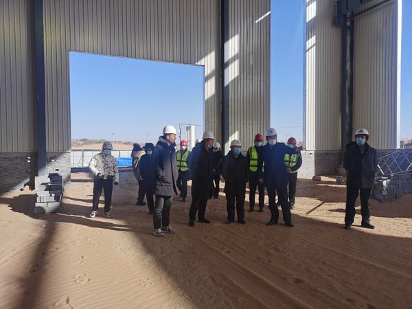 榆林市城市投資經(jīng)營集團(tuán)黨委副書記、總經(jīng)理郝君深入陜煤建設(shè)榆林公司杭蕭綠色鋼結(jié)構(gòu)產(chǎn)業(yè)制造基地項目檢查指導(dǎo)工作