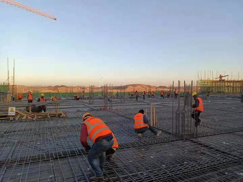 【春節(jié)一線報道】陜煤建設銅煤公司第十六項目部春節(jié)施工“不打烊”