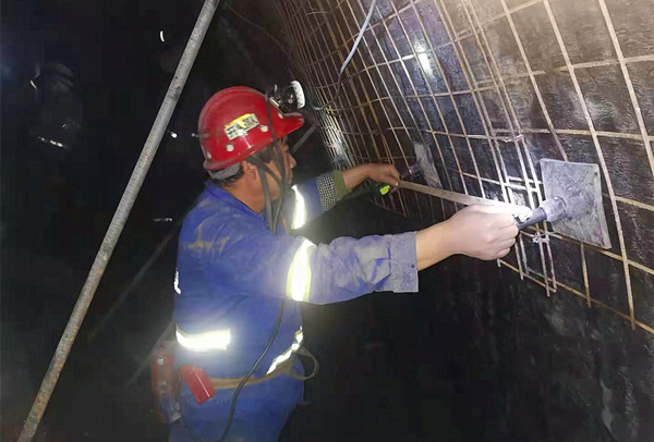 【春節(jié)一線報道】陜煤建設(shè)礦建三公司雙龍項目部：最美的“年味”叫堅守