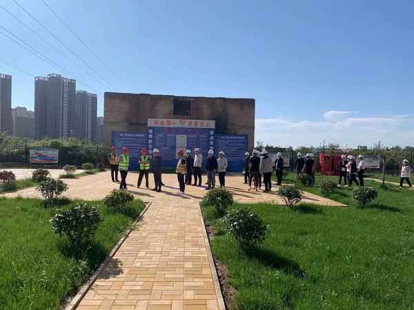 陜煤建設(shè)銅煤公司以內(nèi)部觀摩會為契機推動文明工地創(chuàng)建