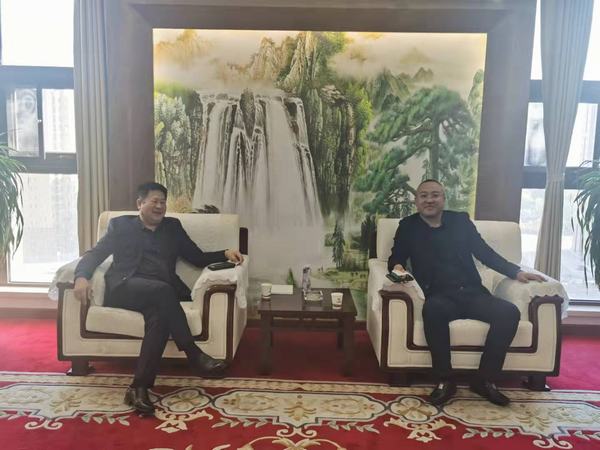 陜煤建設(shè)與內(nèi)蒙古萬(wàn)創(chuàng)實(shí)業(yè)集團(tuán)有限公司開展座談交流