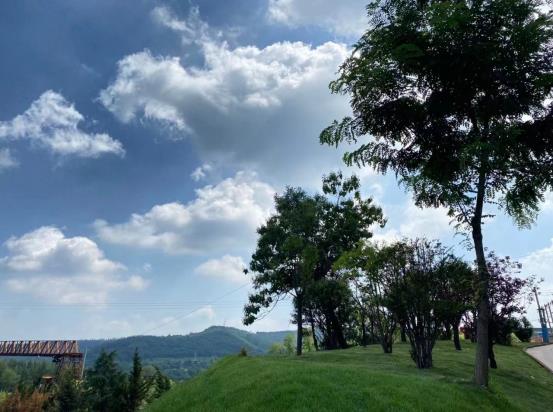 不負(fù)春光，美好自來(lái)