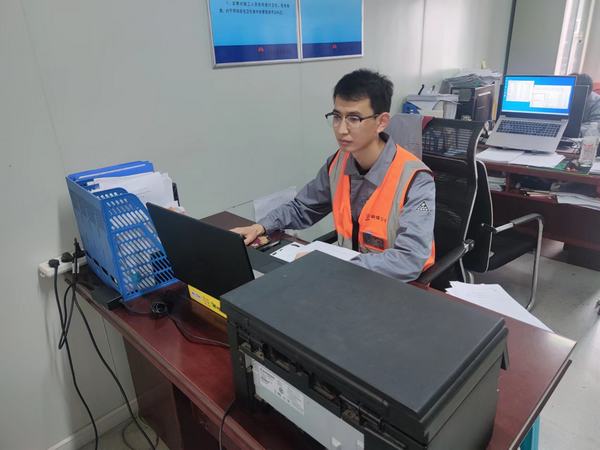 平凡中的青春印記