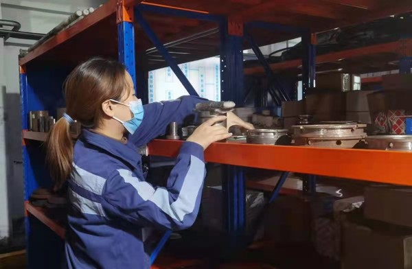 庫房里的“小管家”