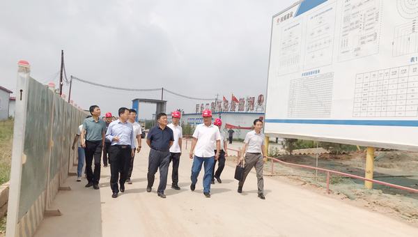 彬州市人大常委會(huì)副主任蒞臨陜煤建設(shè)礦建二公司第三項(xiàng)目部檢查指導(dǎo)工作