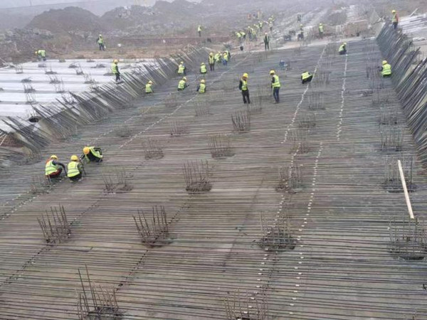 陜煤建設(shè)漢中分公司抓重點、克難點、保節(jié)點，全面掀起施工建設(shè)新高潮