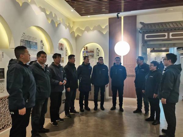 陜煤建設(shè)韓城分公司土建九項目部召開一場“特殊”的組織生活會
