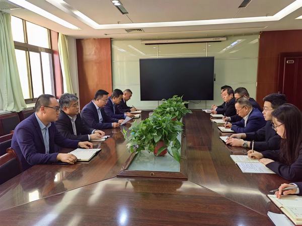 陜煤建設(shè)煤礦運營服務分公司召開干部大會