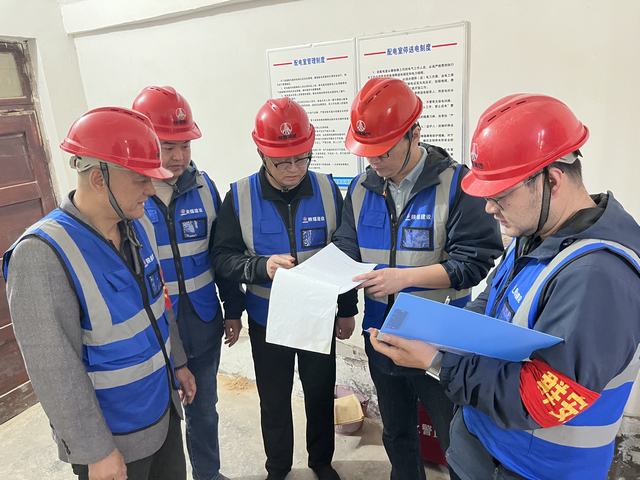 陜煤建設(shè)韓城分公司踐行“四個倡導(dǎo)”見實效之倡導(dǎo)做一名擔(dān)當(dāng)型活力型干部