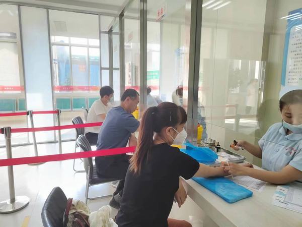 陜煤建設(shè)川耀公司：送溫暖有溫度    讓愛之花常開