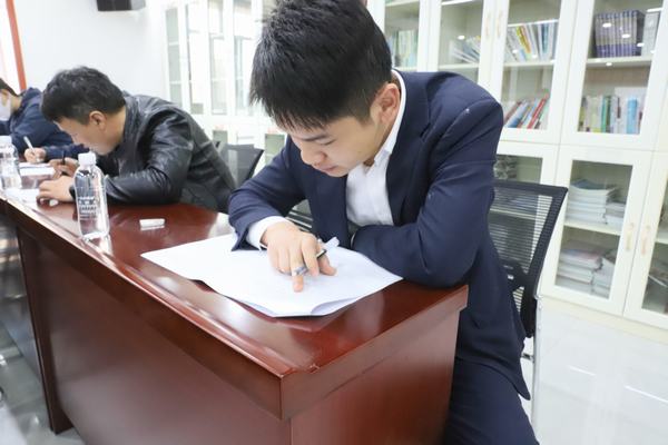 陜煤建設洗選煤運營公司：以學促干 “雙核”驅(qū)動向標準化建設創(chuàng)效發(fā)起“總攻”