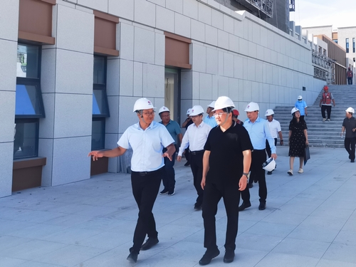 陜西省審計(jì)廳黨組成員、副廳長(zhǎng)牟軍利一行蒞臨中共榆林市委黨校新校區(qū)建設(shè)項(xiàng)目檢查指導(dǎo)工作