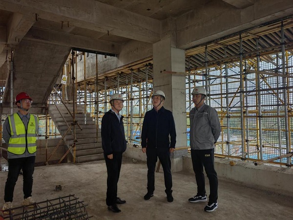 陜煤建設(shè)綠宇公司：情暖雙節(jié)，你守“一線” 我送“溫暖”