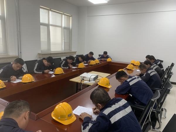 陜煤建設(shè)洗選煤運(yùn)營公司神渭首端運(yùn)營項目部：多措并舉保生產(chǎn)，齊抓共管守安全