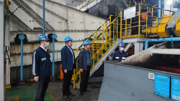 陜煤建設(shè)洗選煤運(yùn)營(yíng)公司:打贏攻堅(jiān)戰(zhàn)，跑出“加速度”，決戰(zhàn)決勝年度目標(biāo)