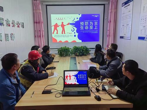 陜煤建設(shè)內(nèi)蒙古分公司筑牢安全防線，團員和青年在行動