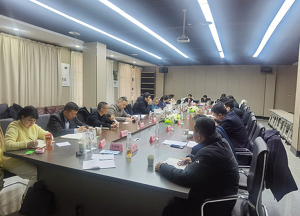 深耕細(xì)作抓落實 實干擔(dān)當(dāng)促發(fā)展